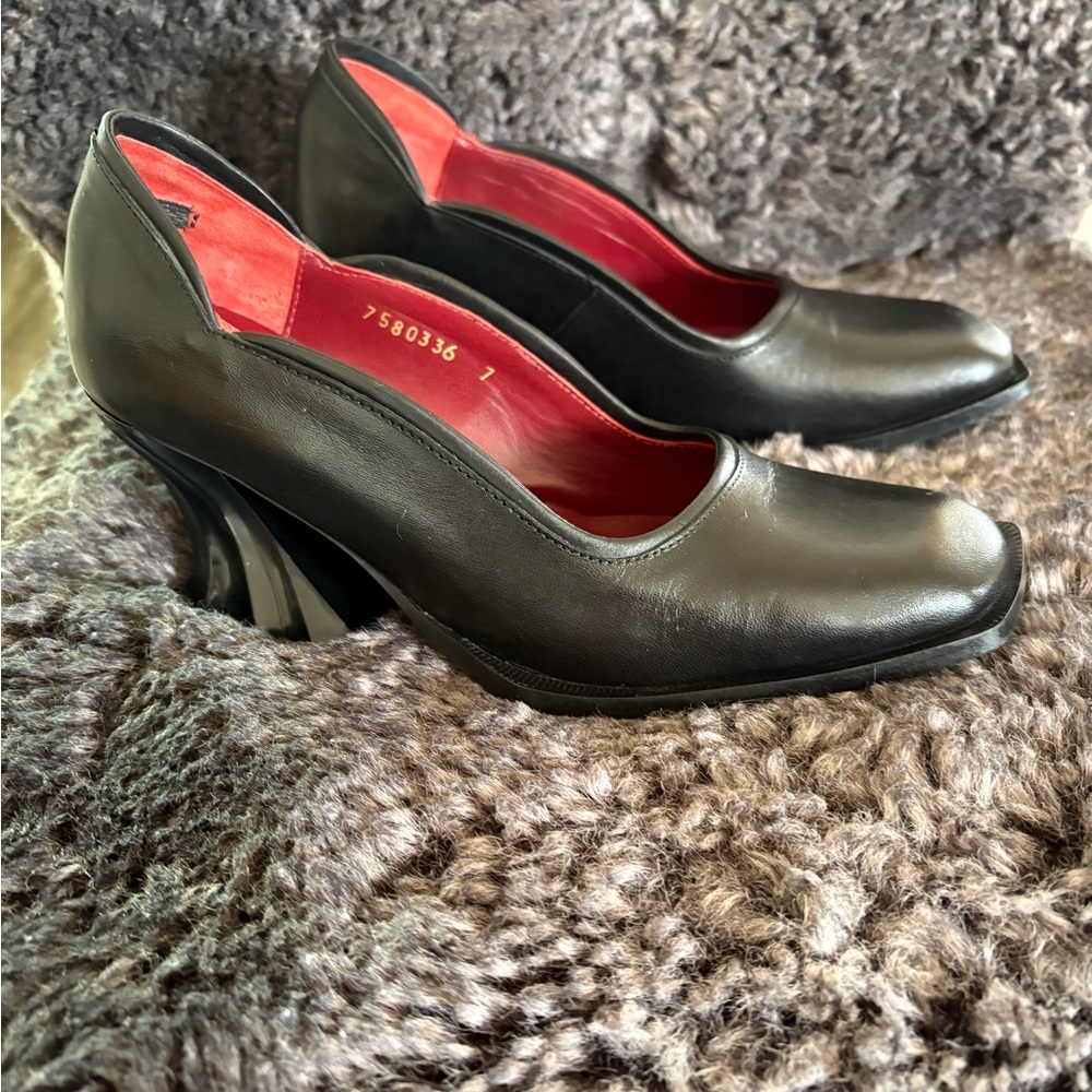 John Fluevog Black Lady Ophelia Rococo Heels Size 7